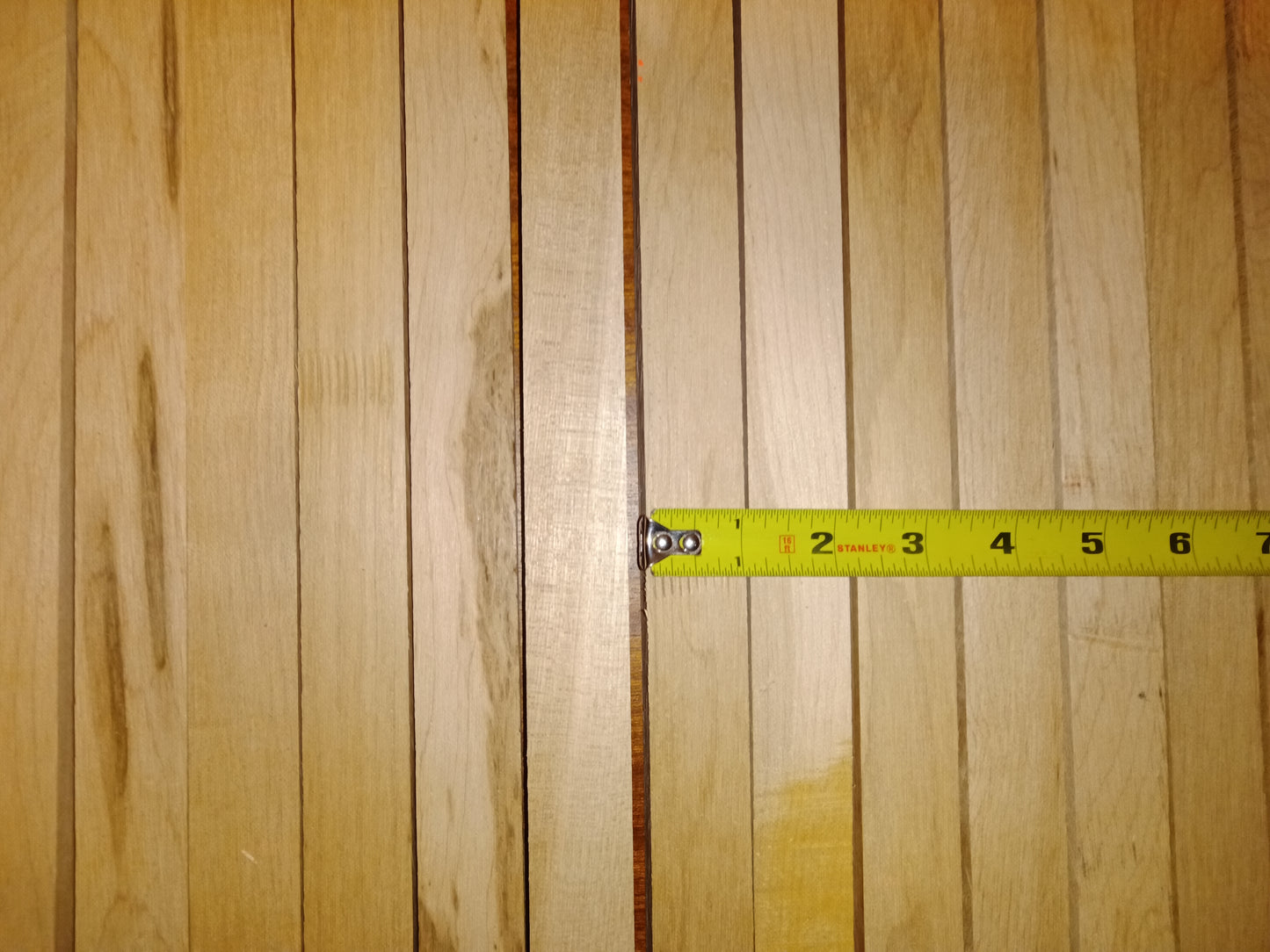 #1043 Hard maple 0.8125" x 1.0625"x 21.50" (24 pack)