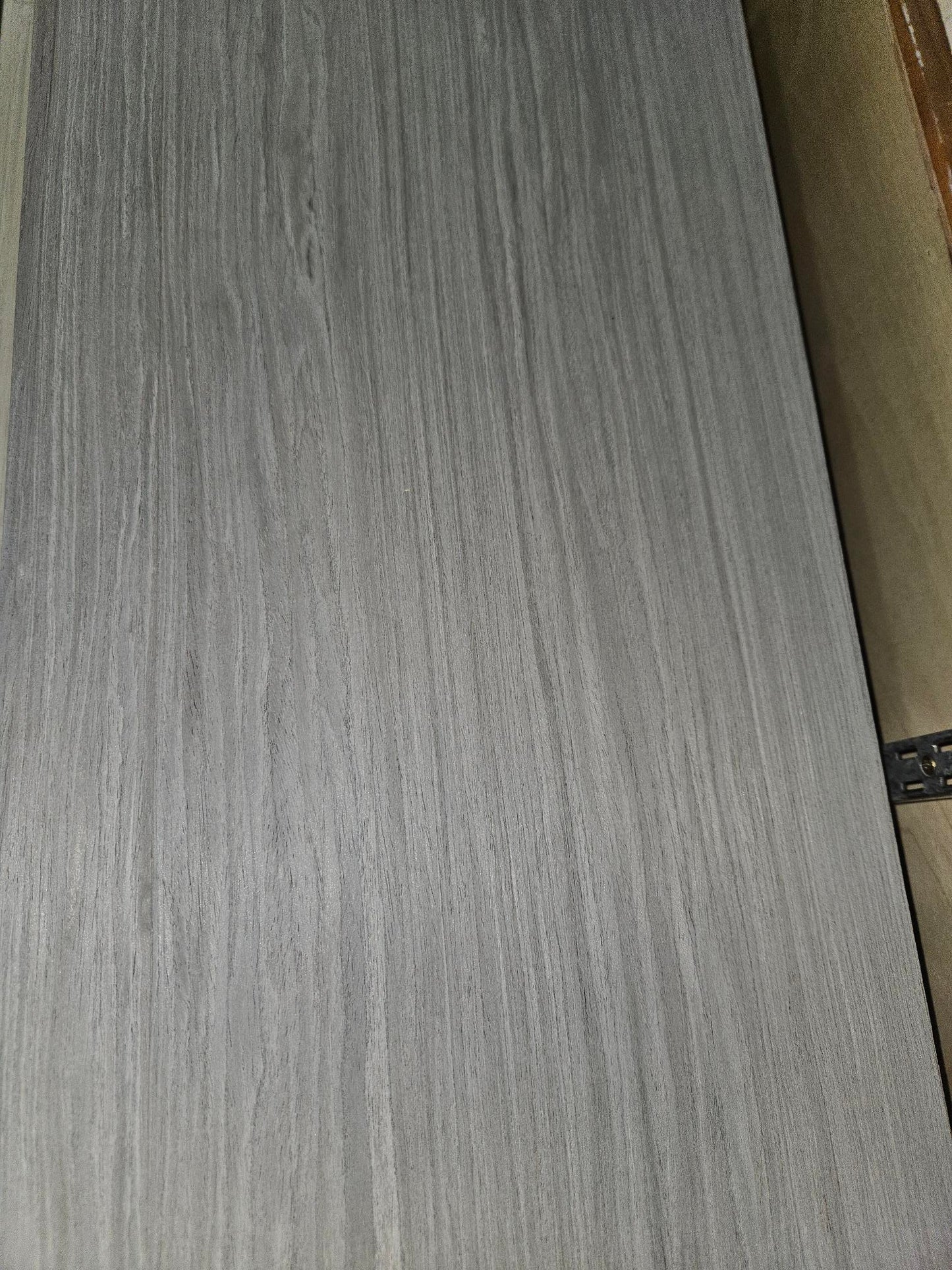 #921 Recon Grey Veneer 12x24- 5 pcs